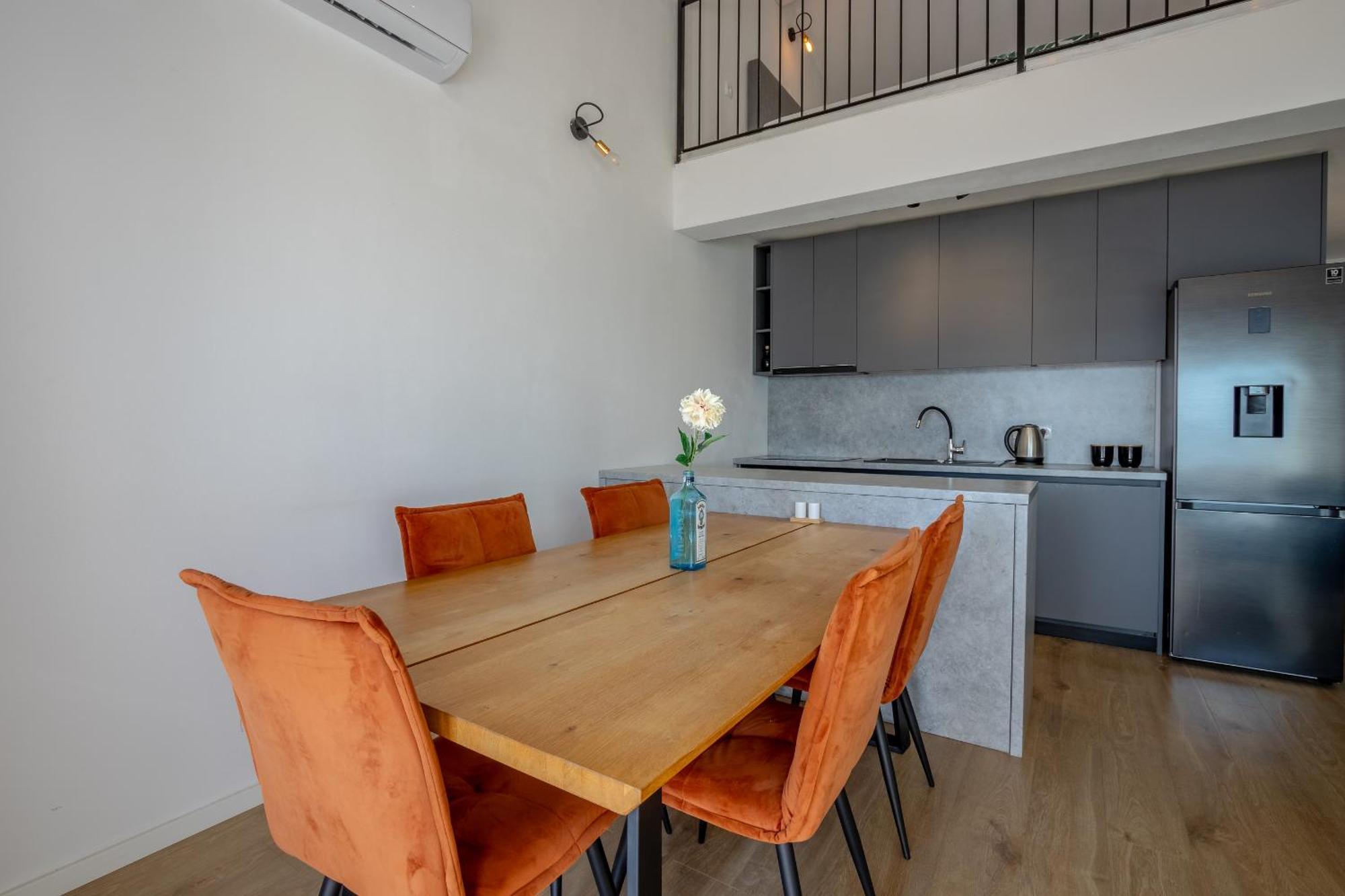 Апартаменты Apartman Rojo Омиш Экстерьер фото