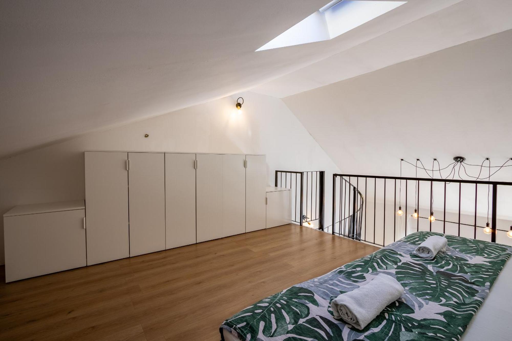 Апартаменты Apartman Rojo Омиш Экстерьер фото